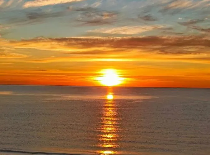 Edificio Montecarlo Playa San Juan Apartament