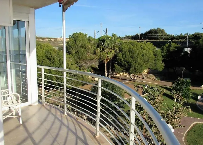 Edificio Montecarlo Playa San Juan