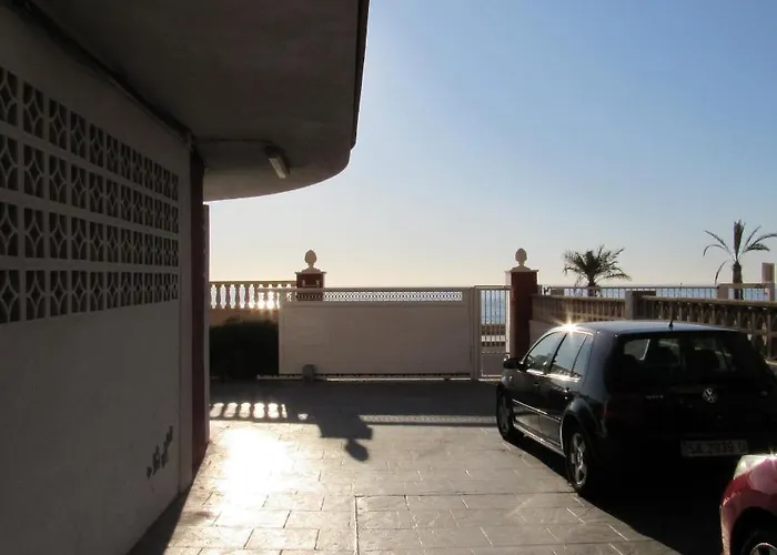 Edificio Montecarlo Playa San Juan Apartament